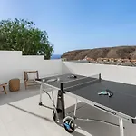 Serena Find Luxury & Serenity In Tenerife Villa
